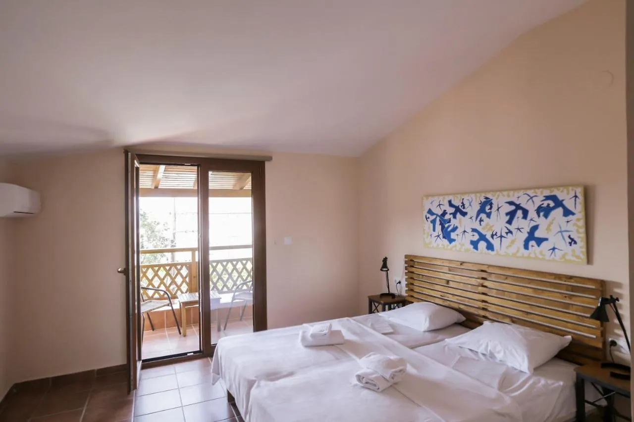 Ammon Garden Hotel Pefkochori 3*,